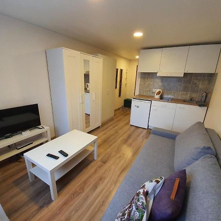 Akropolis Apartment For You Клайпеда Екстериор снимка